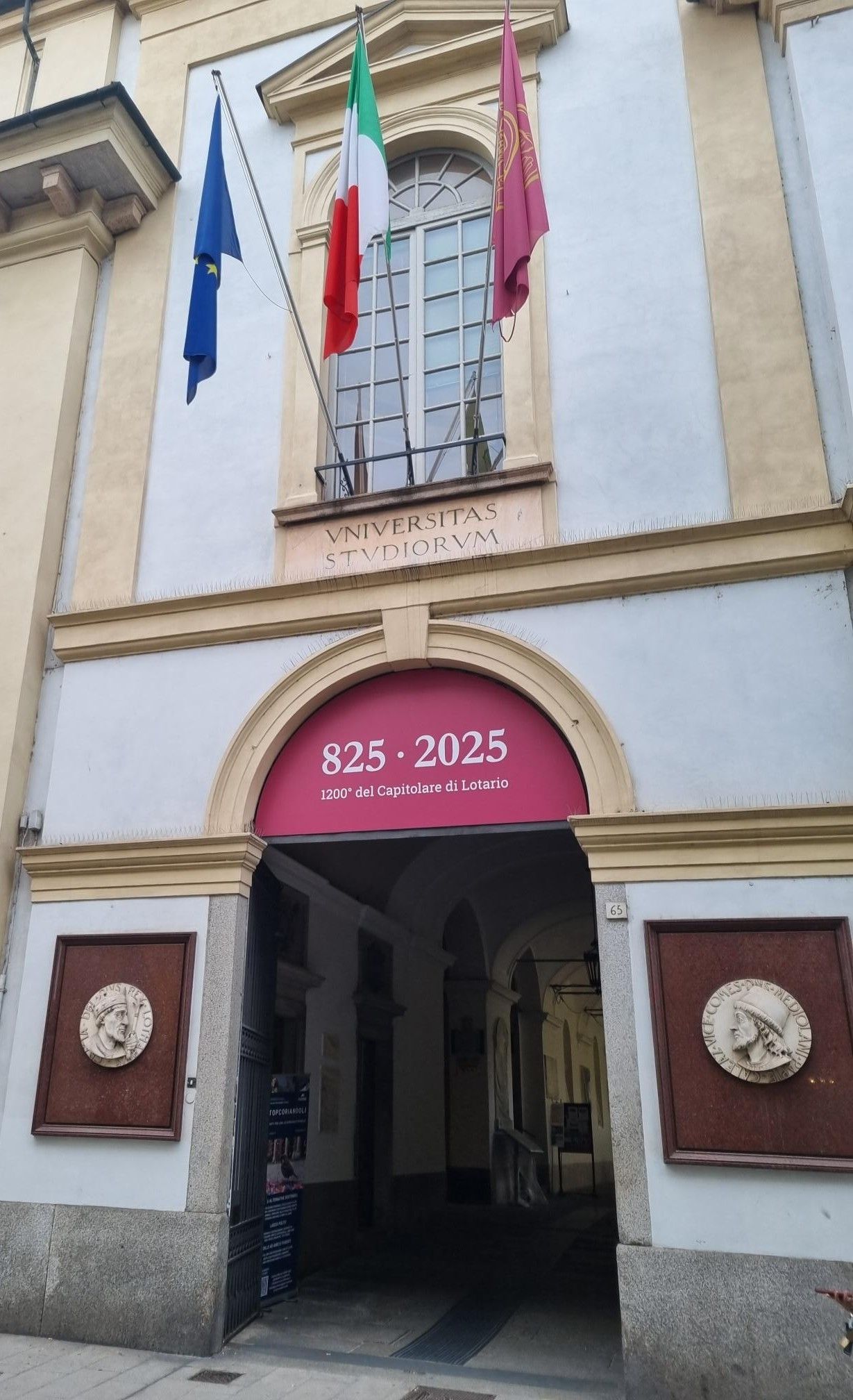 Pavia